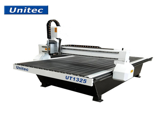 18000rpm máquina do CNC da madeira de 600 x de 900mm Unitec UT1325 3D