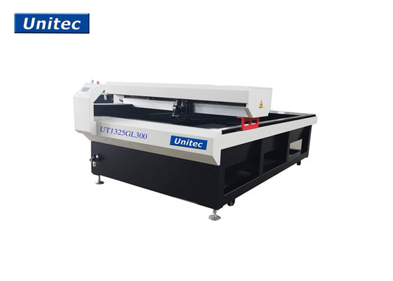 Máquina de gravura do laser do CO2 de Unitec UT1325CL150 150W